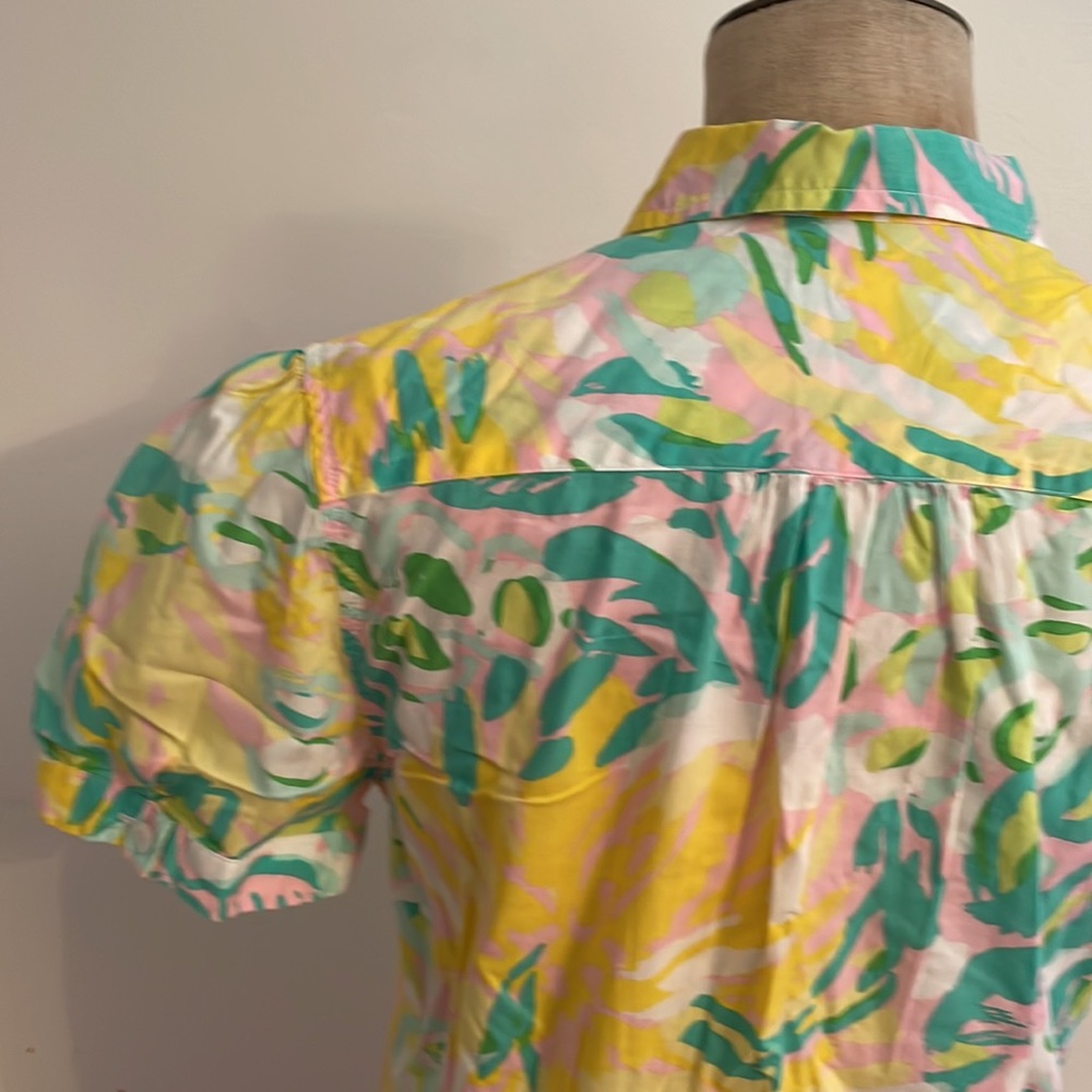 Lily Pulitzer cotton button down with puff sleeves - Picture 6 of 12